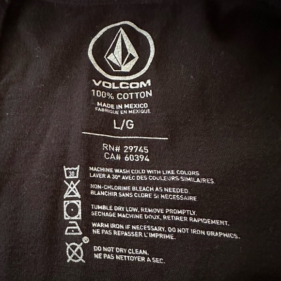 VOLCOM Black Graphic T-Shirt Size Large - Picture 4 of 4